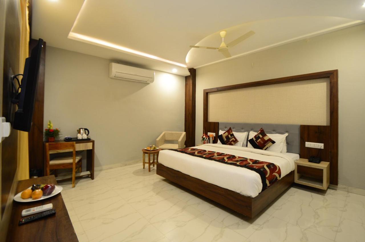 Hopp Inn Udaipur Exterior foto