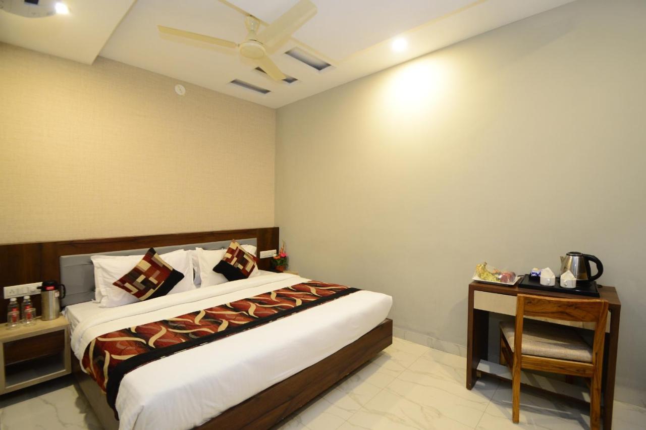 Hopp Inn Udaipur Exterior foto