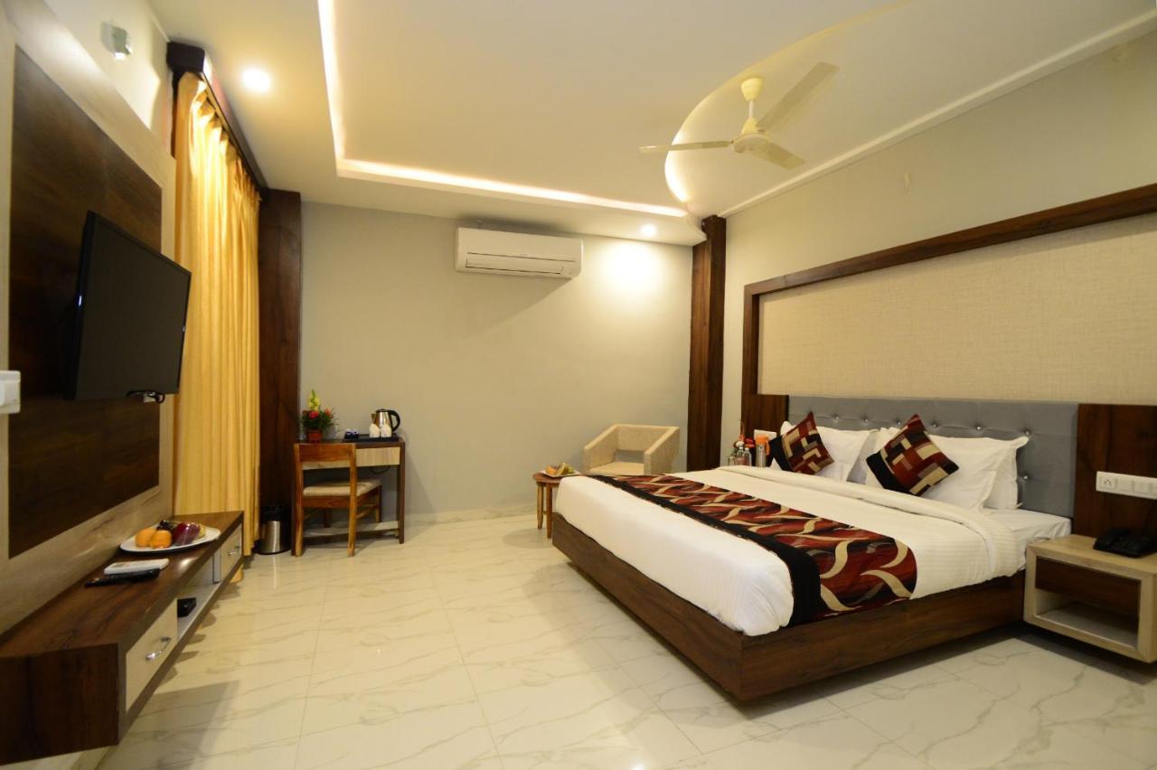 Hopp Inn Udaipur Exterior foto